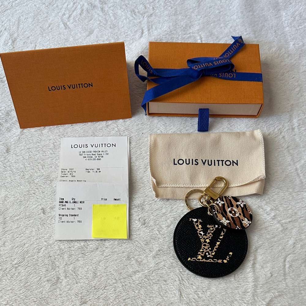 Louis Vuitton Black & Brown Leopard Monogram Round Keychain Charm - Picture 3 of 6